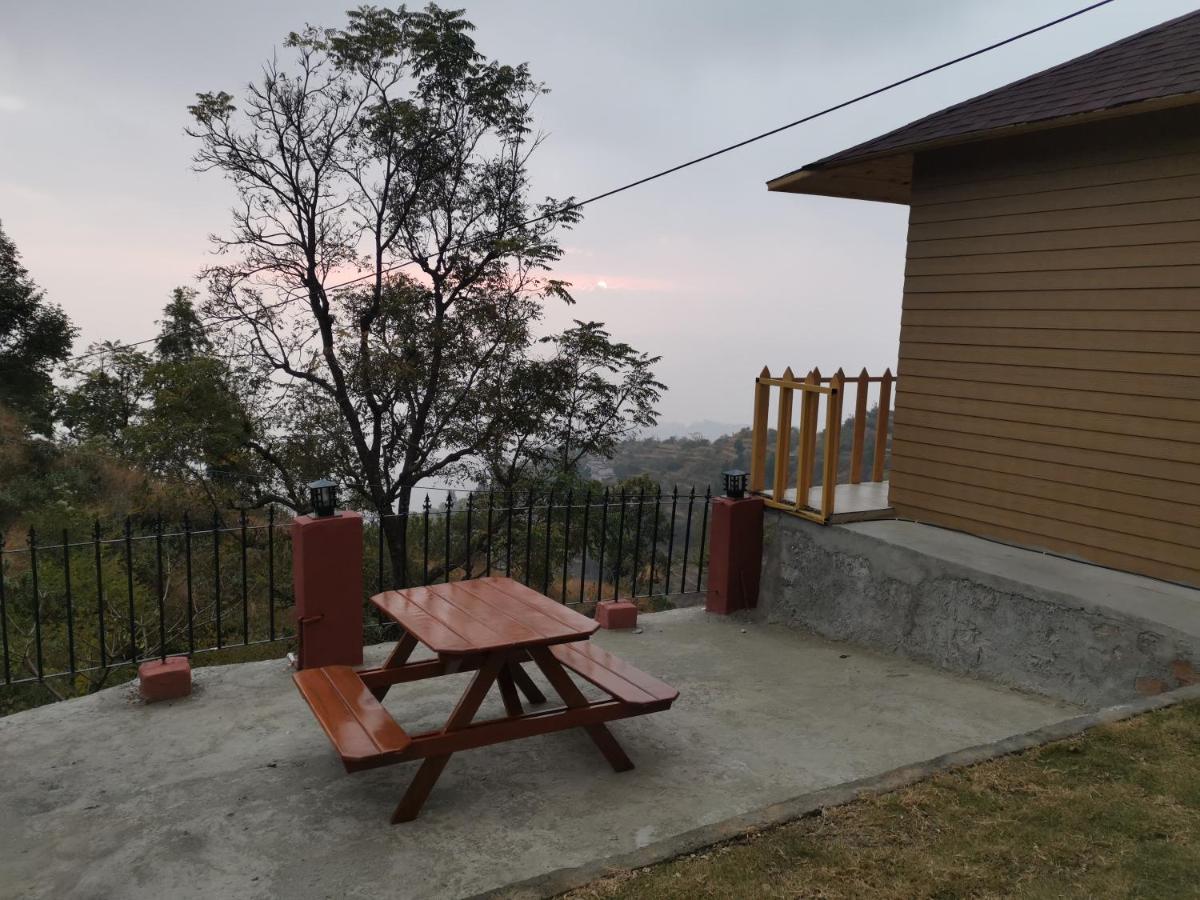 Wooden Cottage by Mountain Homes- Lansdowne - Housity