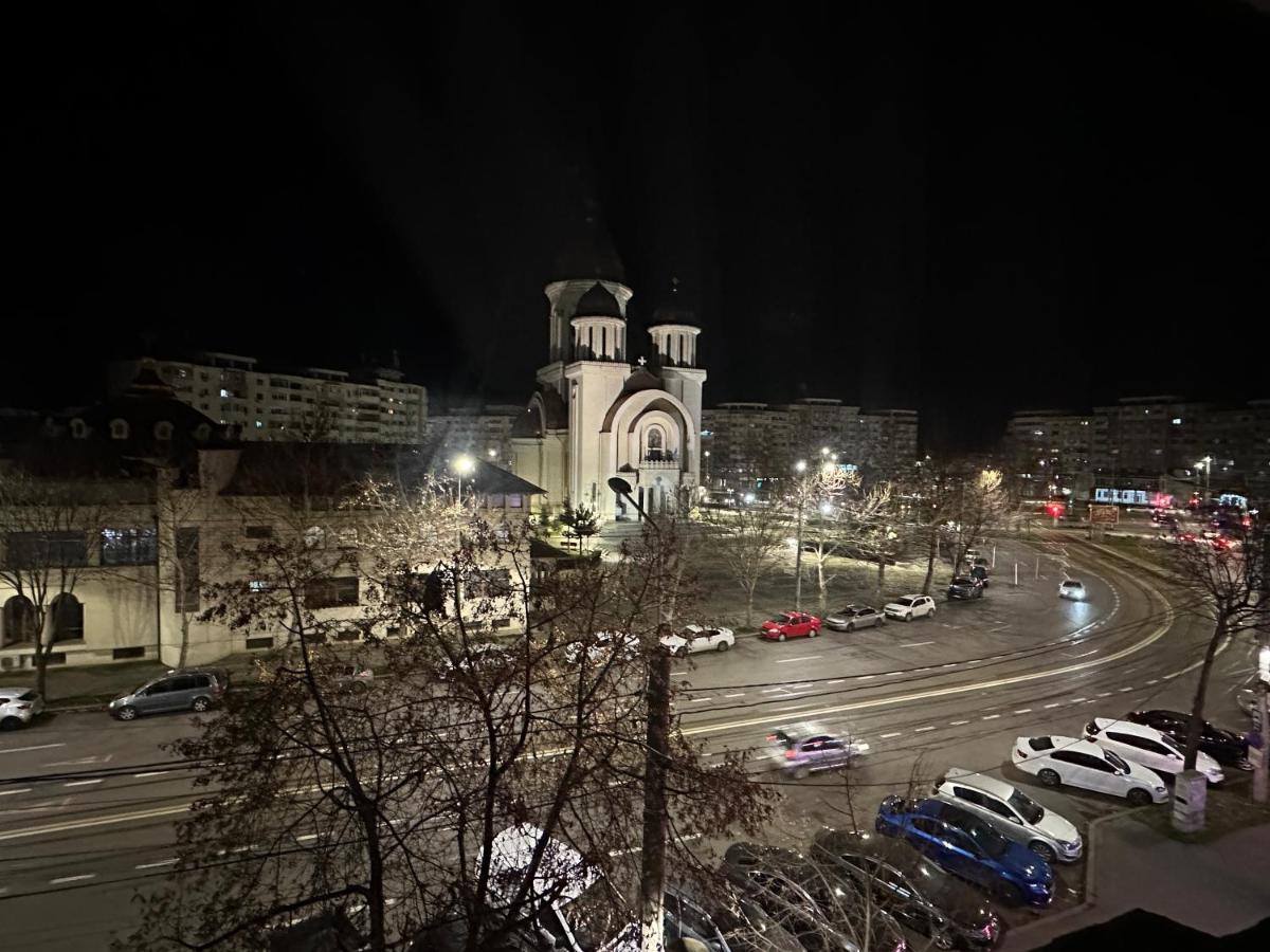 DOM Luxury Cathedral - Housity