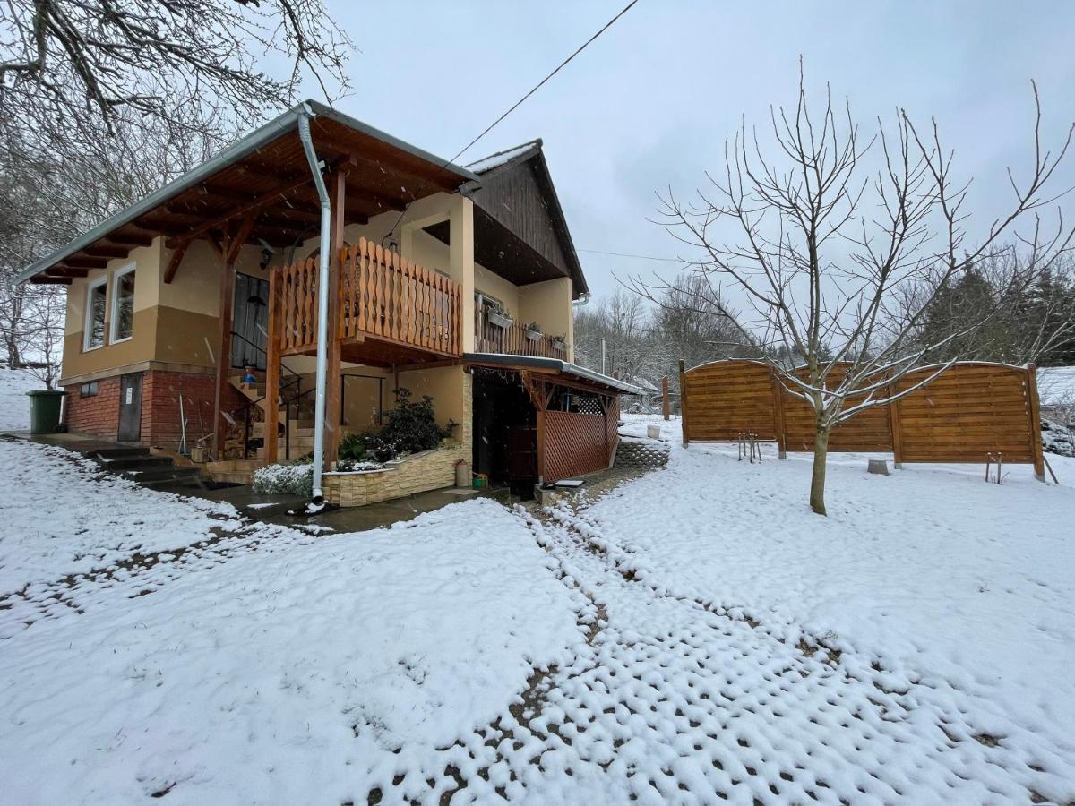 Lipics Part - Housity
