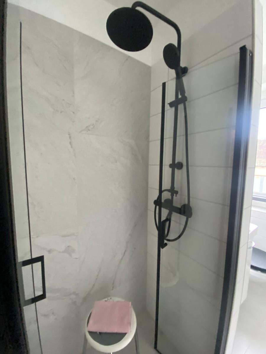 Monteur- und Ferienwohnung - Housity