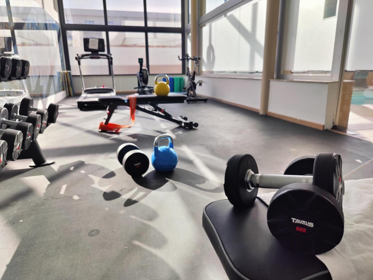 Gimnasio o instalaciones de fitness de Cabogata Beach Hotel