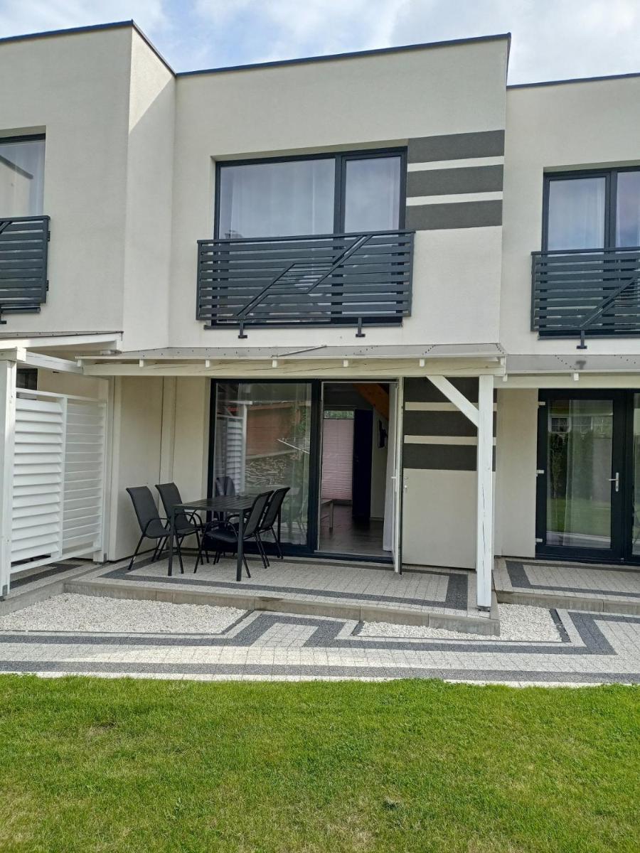 Over Lake-domki,apartamenty - Housity