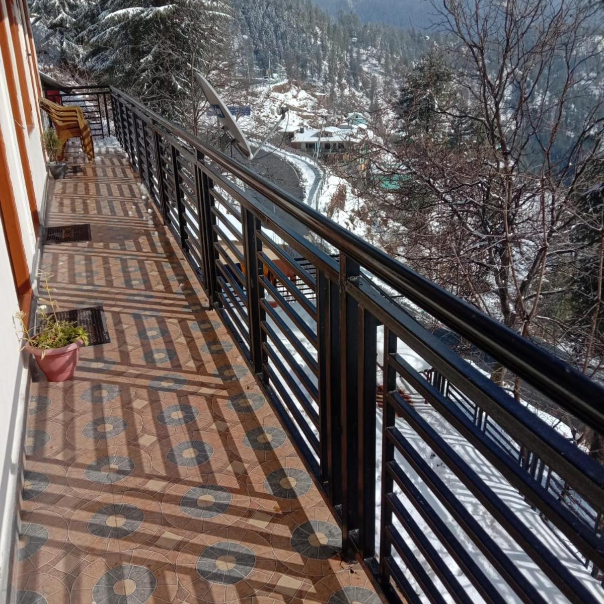 The Orchard Homestay Narkanda Shimla - Housity