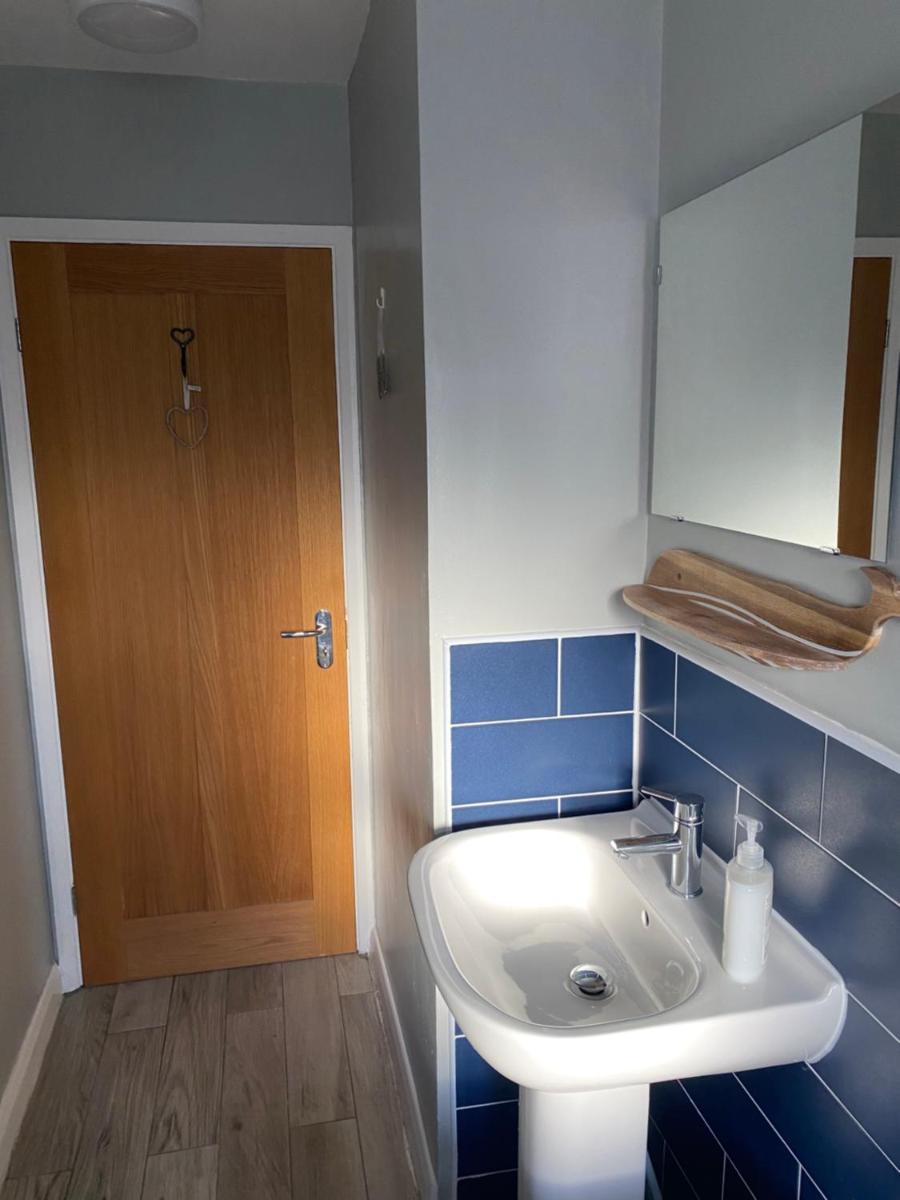 Lychgate view cottage - Housity