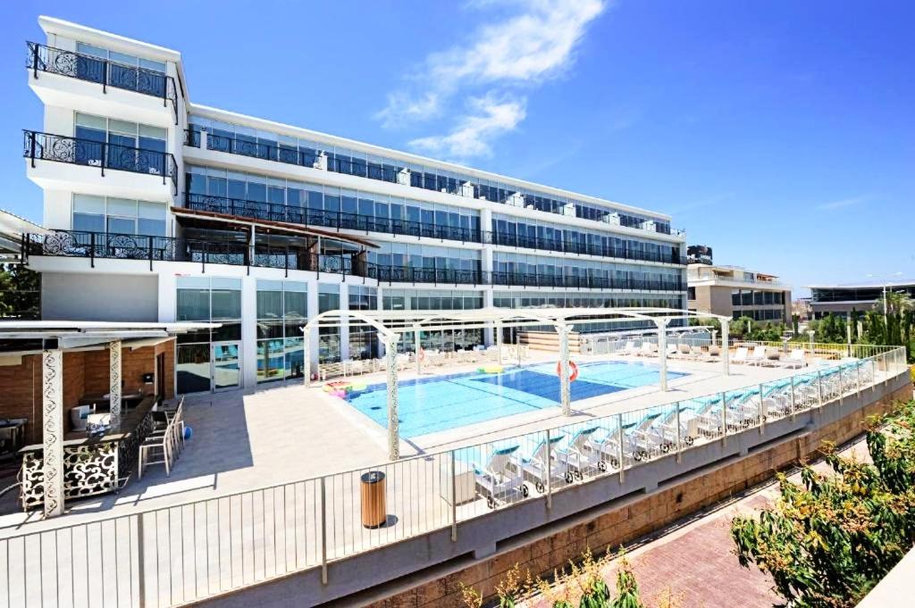 Rimonim Aquaduct Hotel - Housity