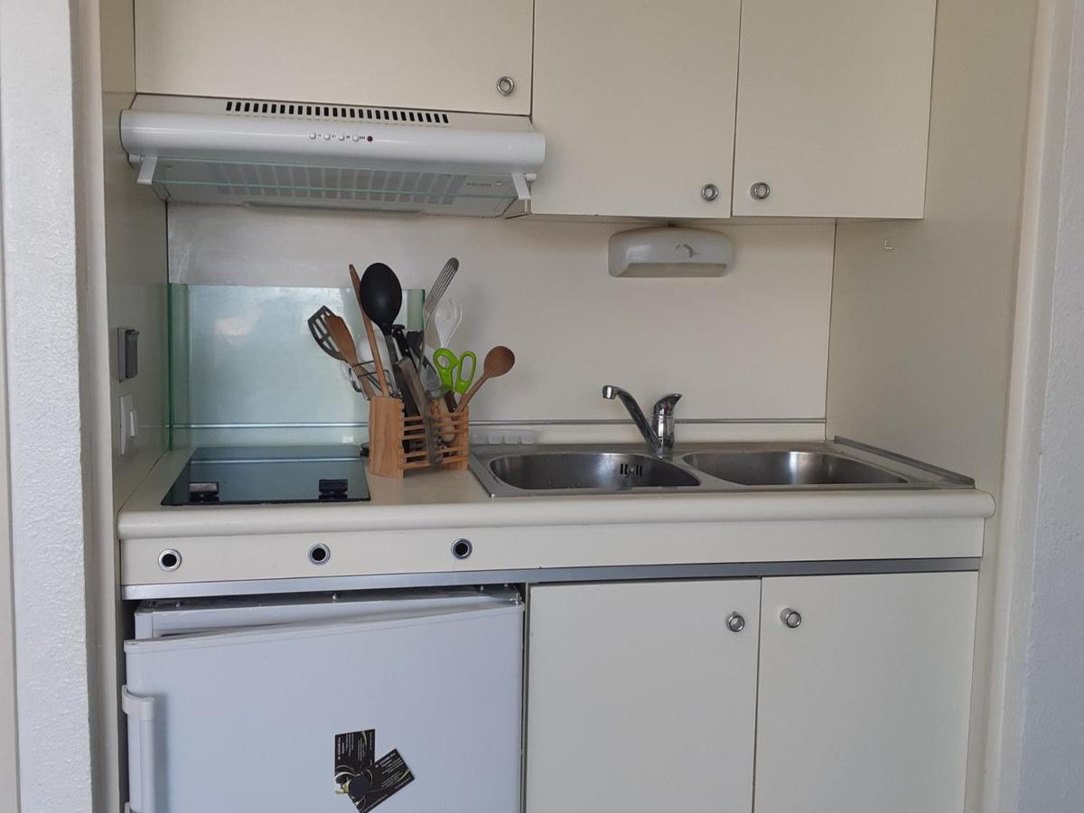 Studio à La Rochelle/Minimes, 25m², 2 pers, piscine, proche port, commerces, bus, loggia ensoleillée - FR-1-551-29 - Housity
