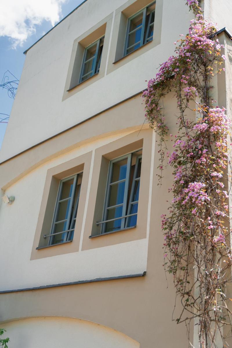 Hofgarten 1824 Hotel garni - Housity