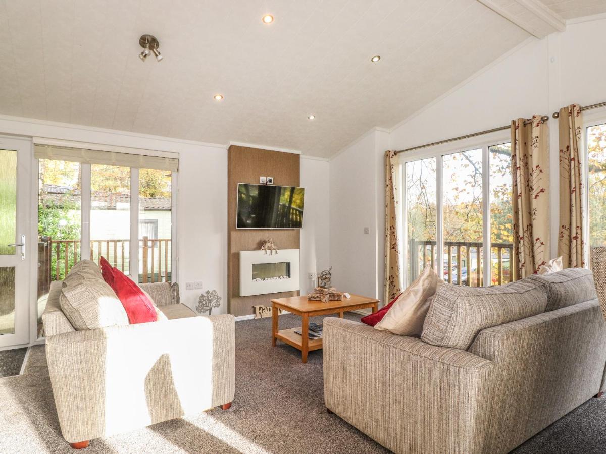 Treetops - Housity