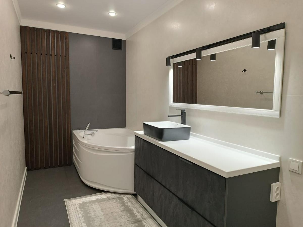 Guest House - Housity