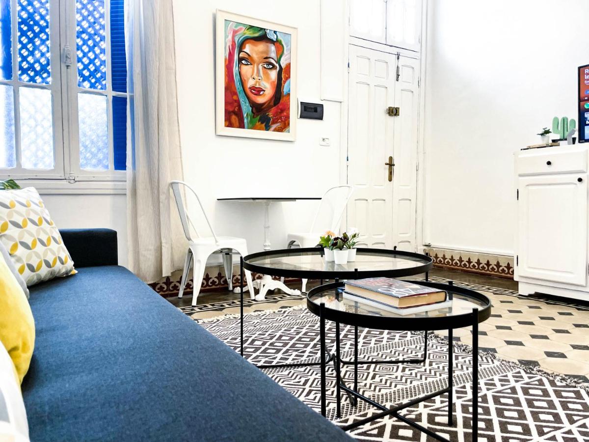 Suitetrails - COSY Apartment in La Marsa Corniche - Beach