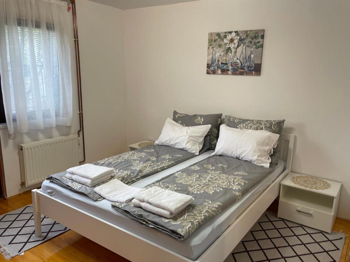 Studio Apartman Sedrenik - Housity