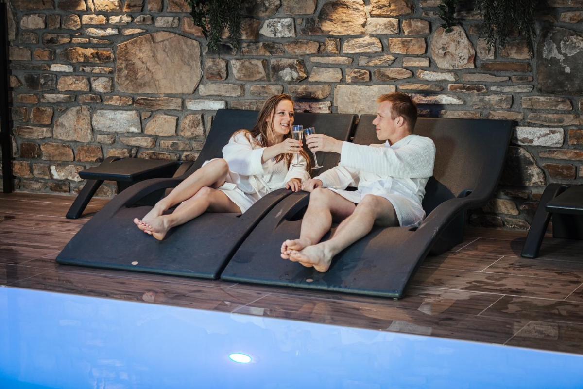 Valley View B&B with private wellness - Housity
