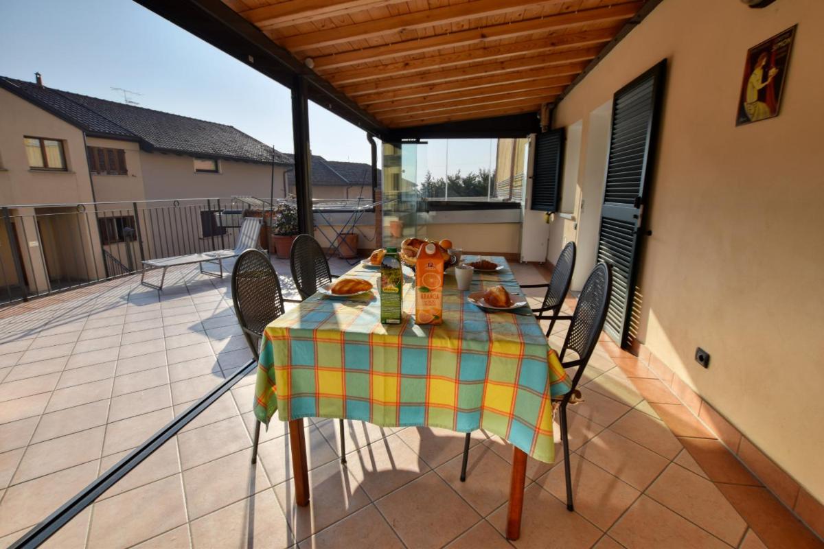 Roberto 2-Bedroom Apartment - Housity