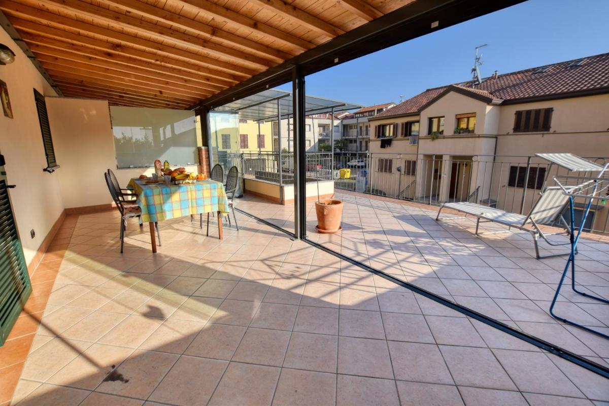 Roberto 2-Bedroom Apartment - Housity