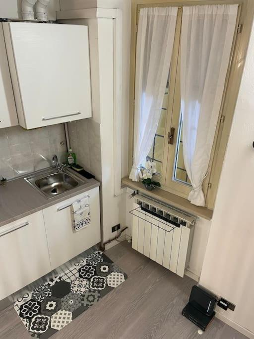 Accademia Love - Housity