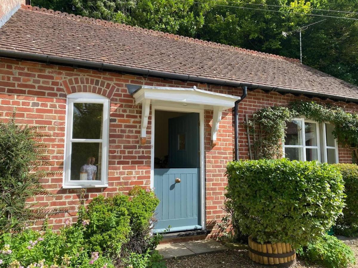Stable Cottage Peaceful Stunning Retreat near Bath - Housity