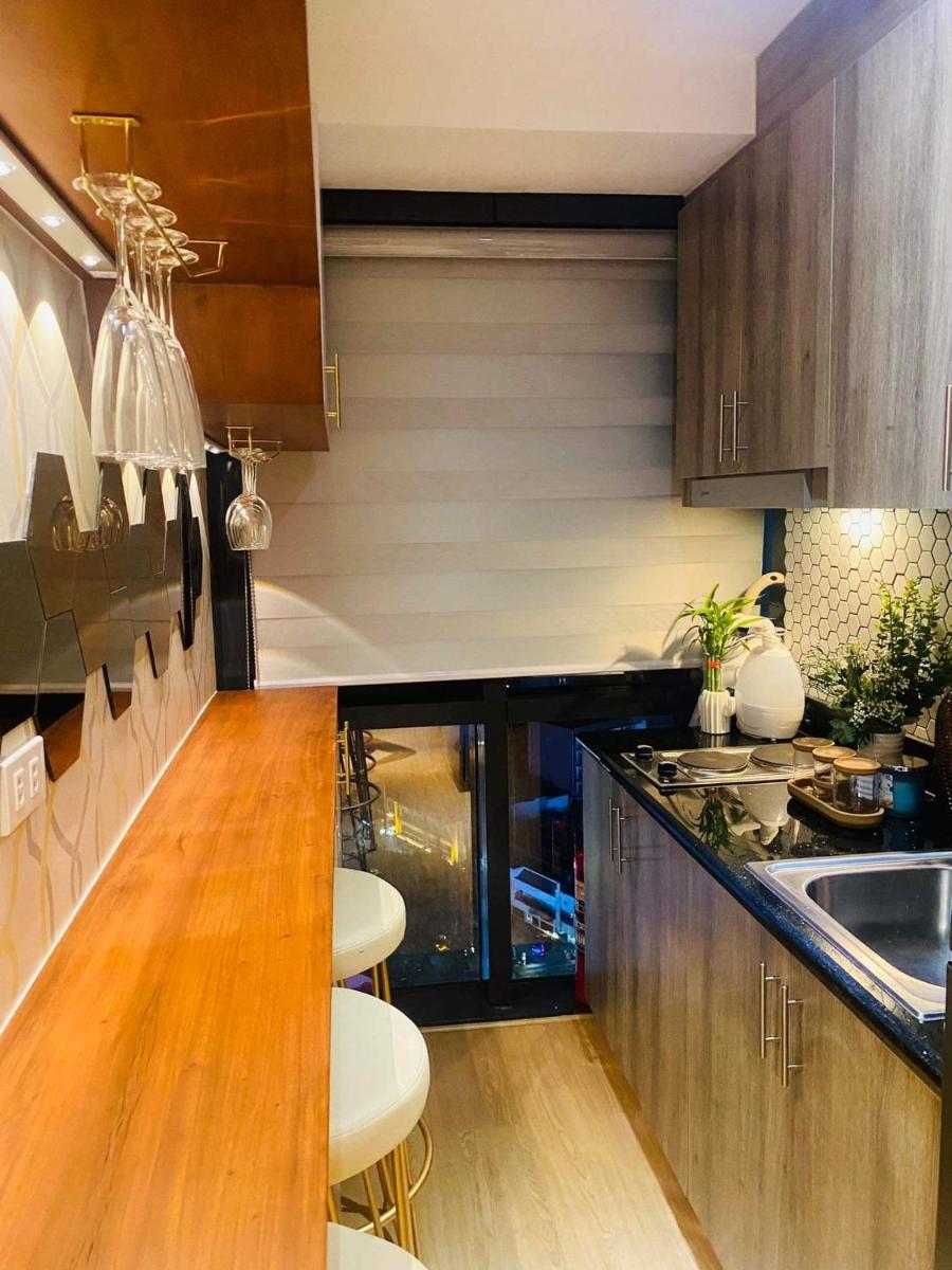 Brand new Luxury 2BR condo at FAME Residences - Hizvo