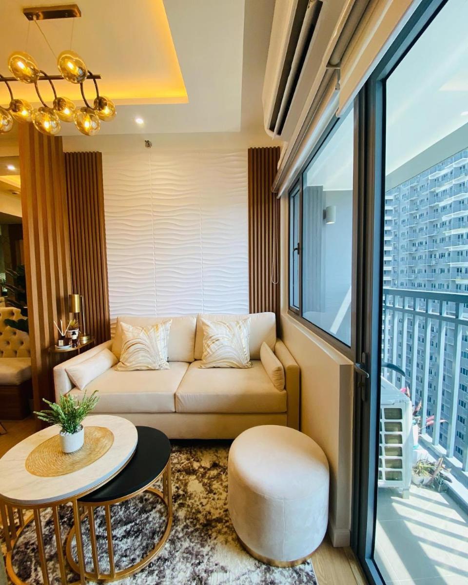 Brand new Luxury 2BR condo at FAME Residences - Hizvo
