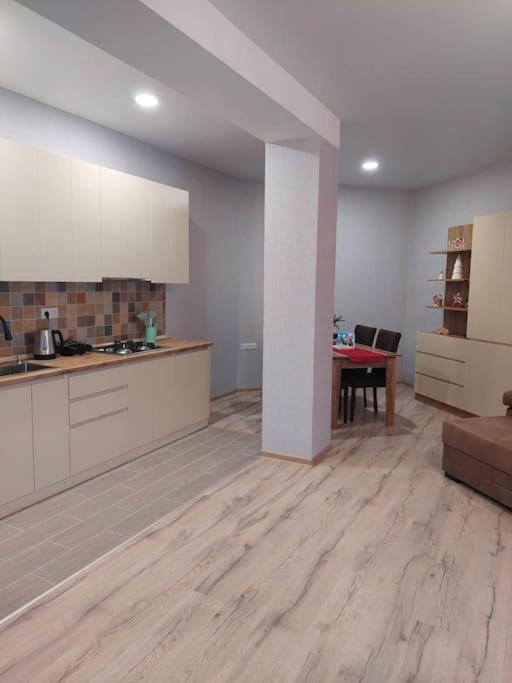 Suitetrails - Didveli Residence Apartment H-51