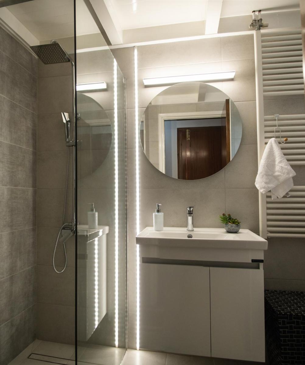 Stathohouse - Housity