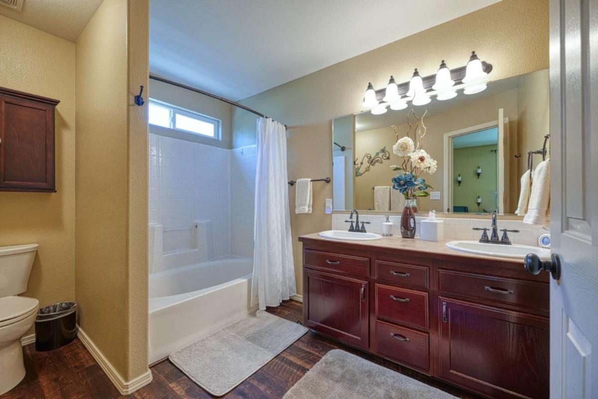 Sedona Chill - Housity