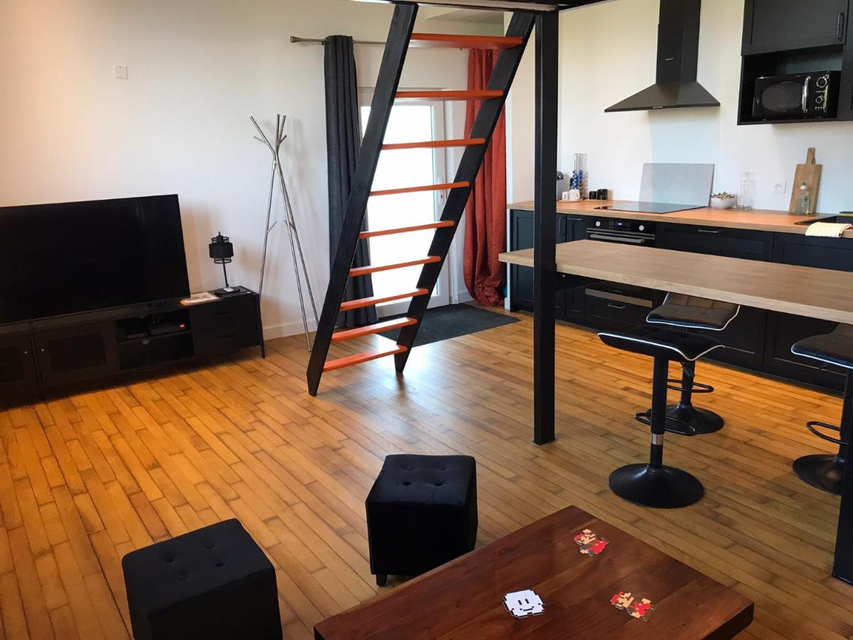 Studio - Mezzanine - Style loft industriel - Housity