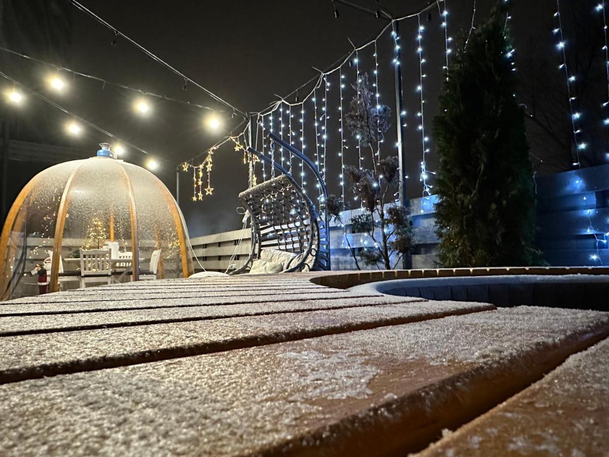 Party Houses offers unique group accommodation in the Chisinau for parties, holidays, and group gatherings. - Housity