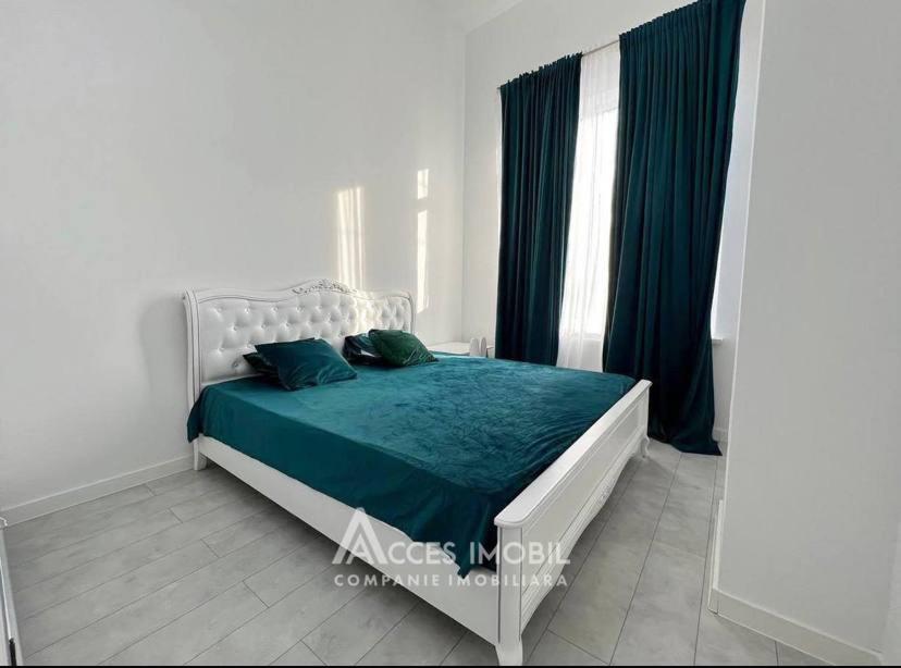 Party Houses offers unique group accommodation in the Chisinau for parties, holidays, and group gatherings. - Housity