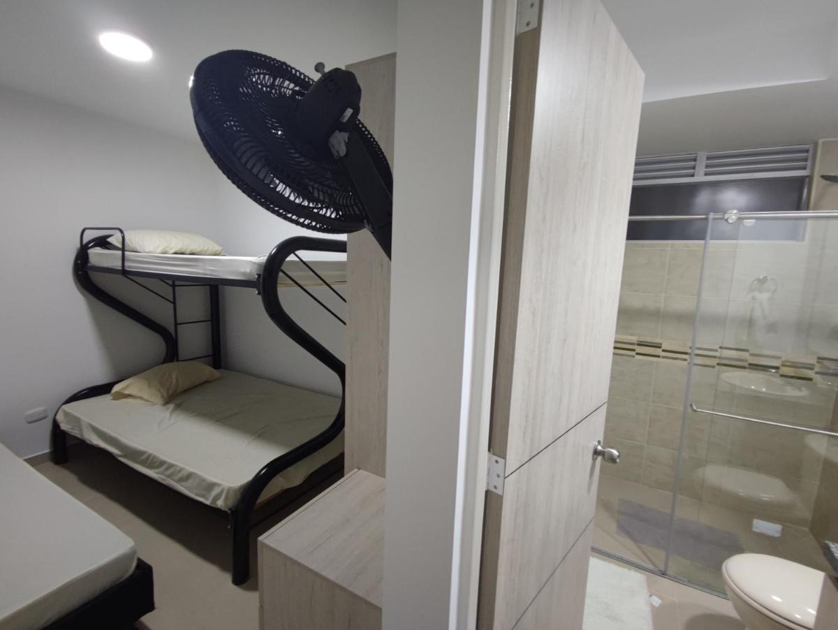 Hermoso apartamento con piscina (alberca). - Housity