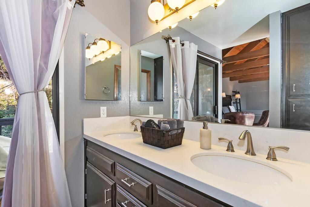 Lake View Cheerful cabin - Housity
