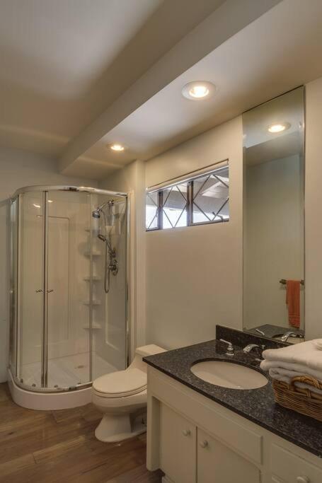 Cheviot Hills-Villa Cavendish - Housity