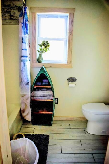 Suitetrails - Secluded Tiny House by the Marsh with Hunting Island Beach Pass