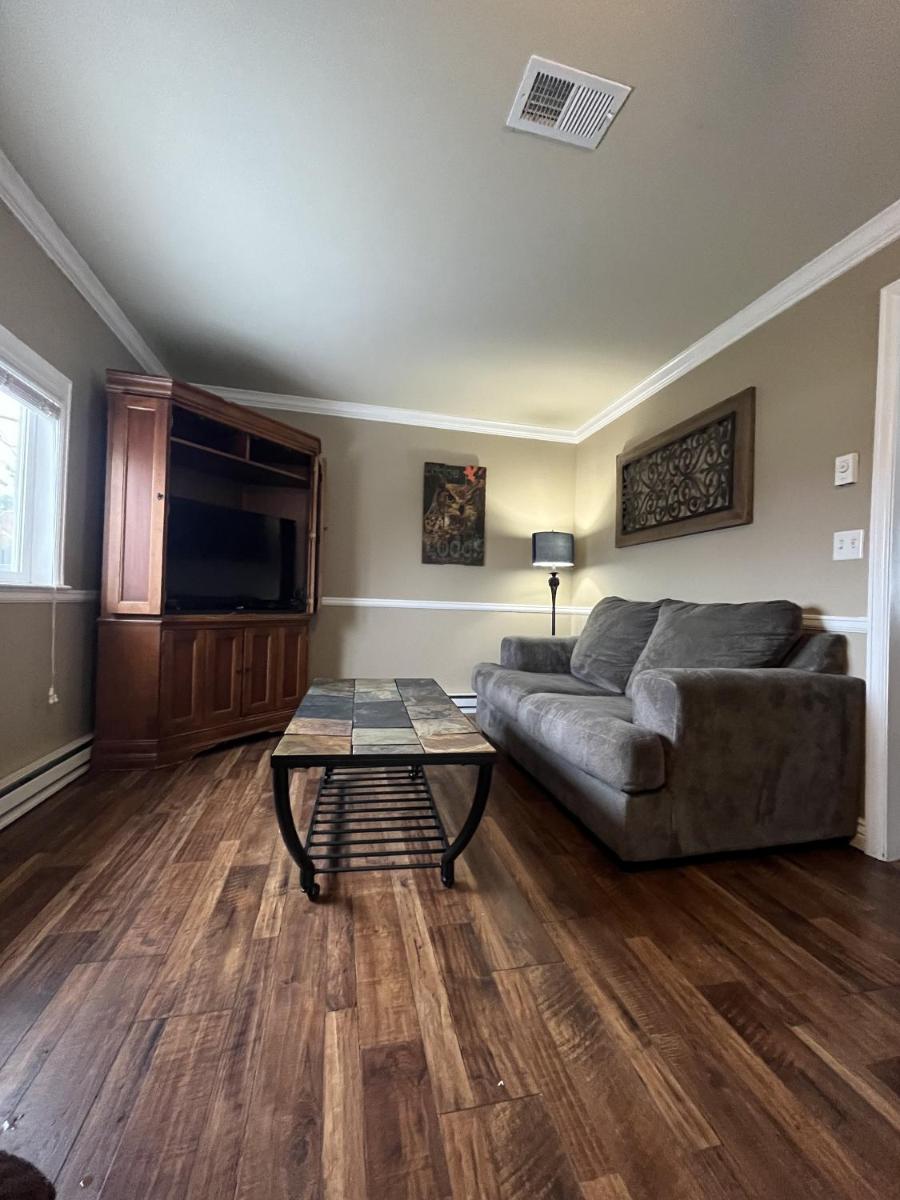 Mt Olympus Cabin, Cozy 1 bedroom cabin Great for couples - Housity