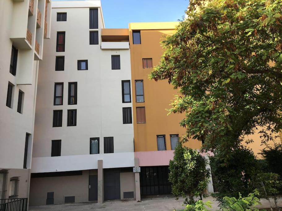 Suitetrails - FLC 3 rooms -max 10 guests - Gare St Charles 1,5km Hyper Center