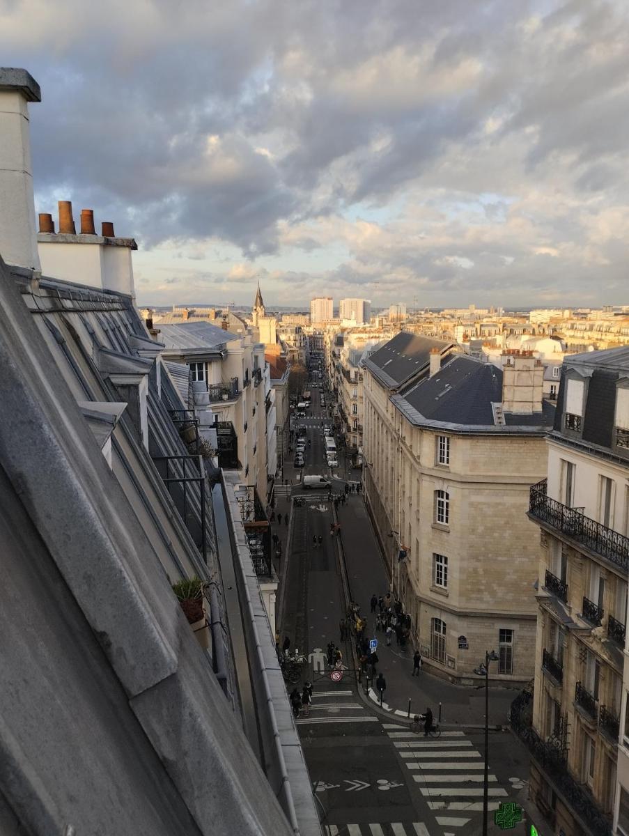F1 cosy Montmartre avec balcon - Housity