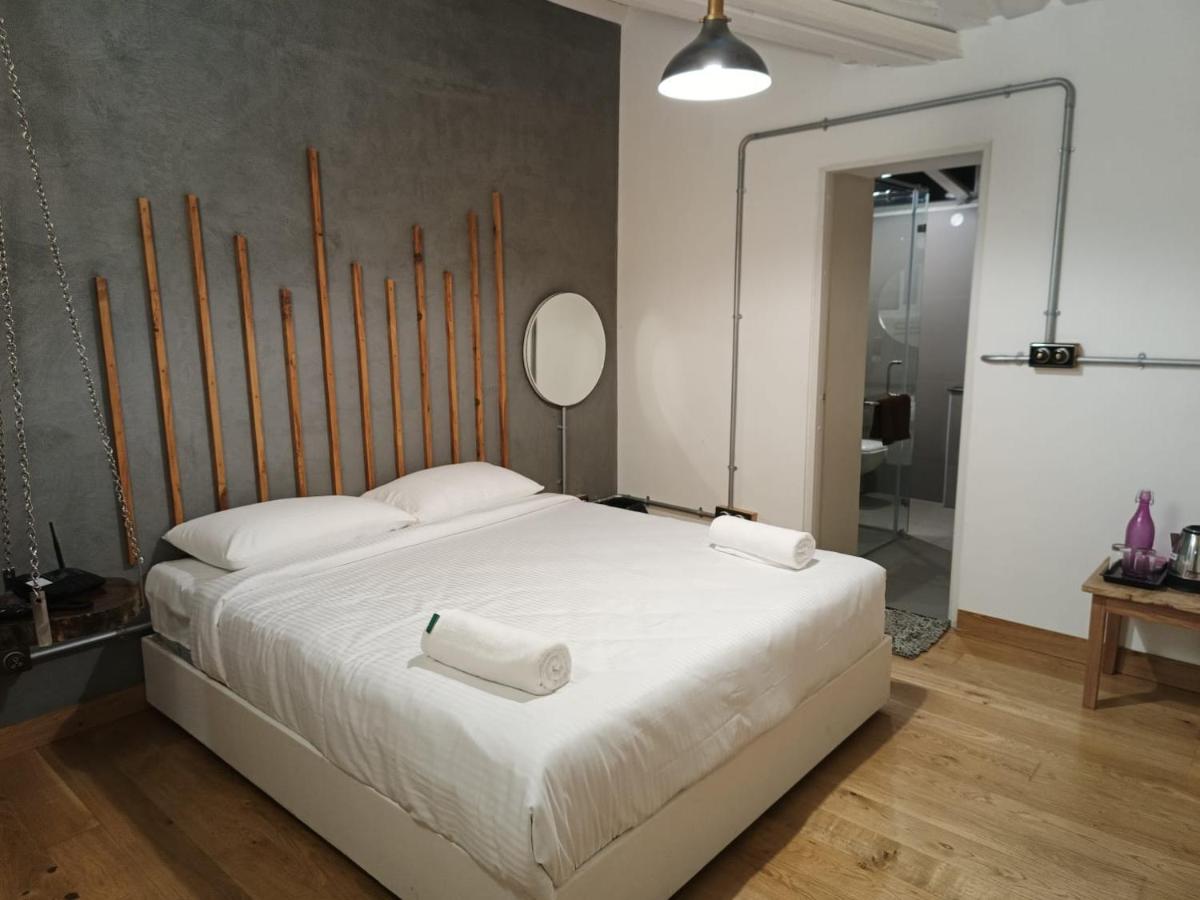 Glass Garden Villa -GGV 6BHK - Housity