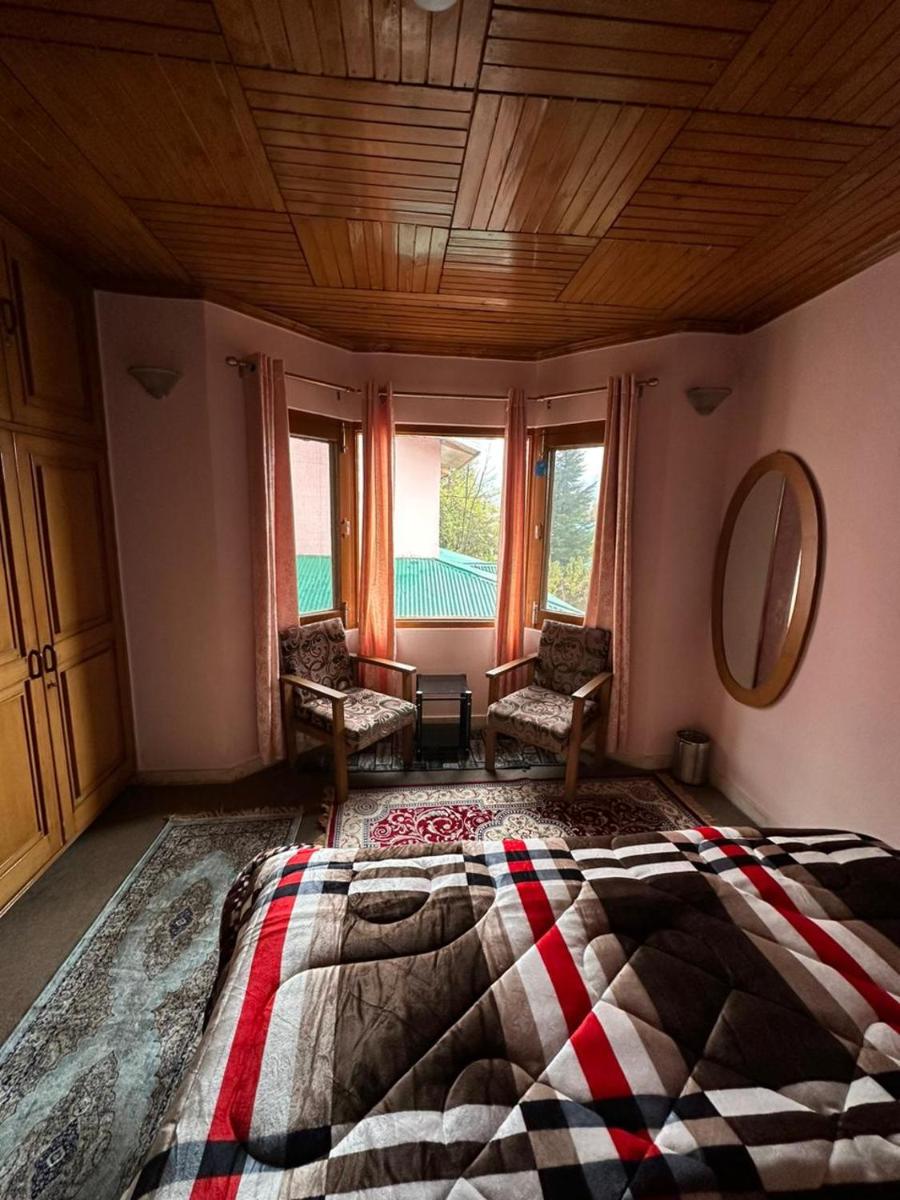 KASHMIR DIARIES - Housity