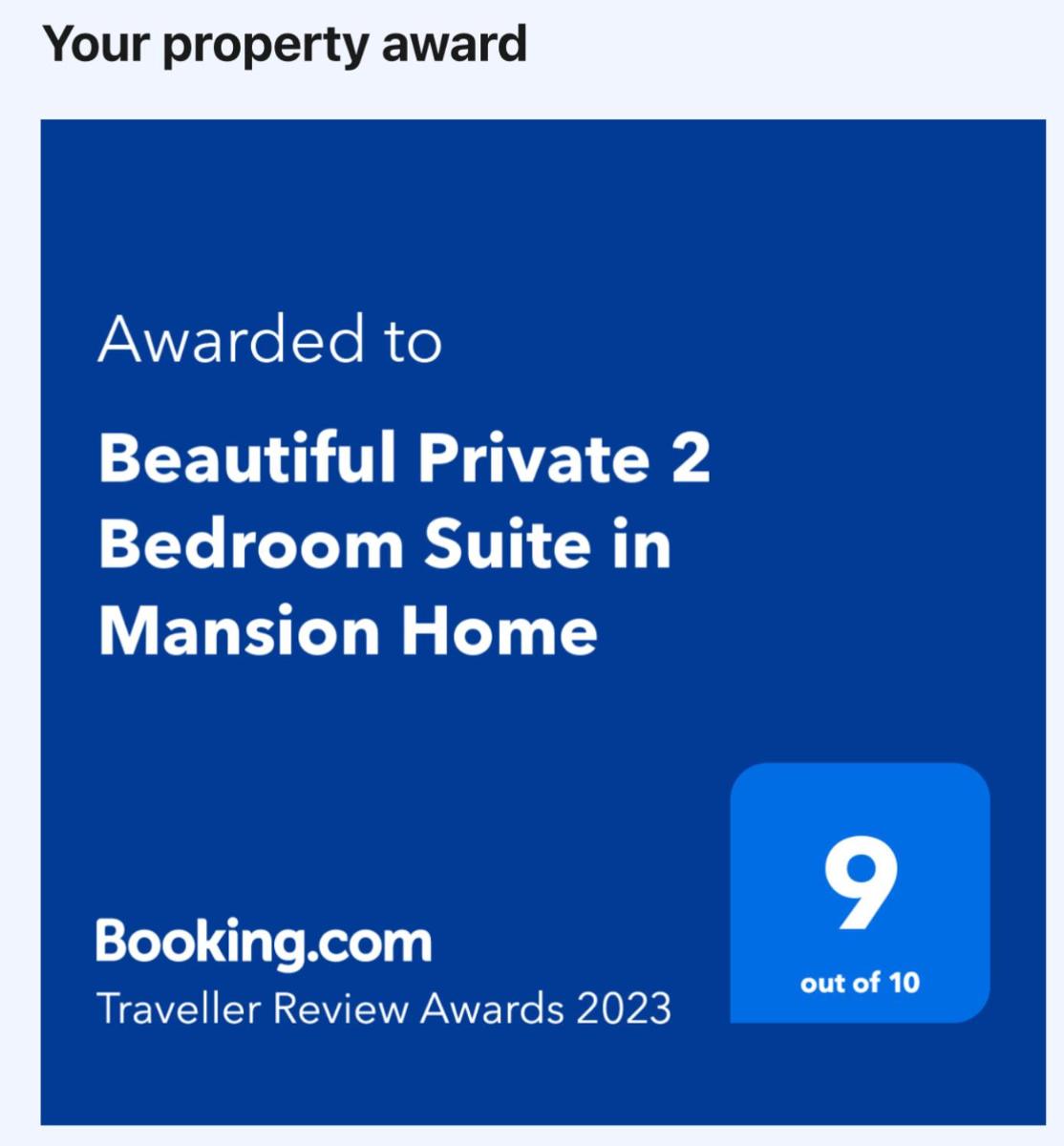 Beautiful Private 2 Bedroom Suite in Mansion Home with Free Parking - Housity