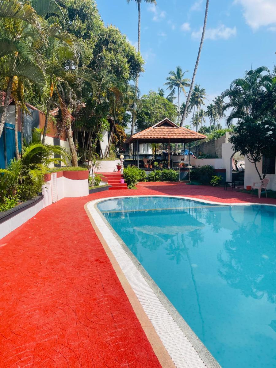 The village - Housity