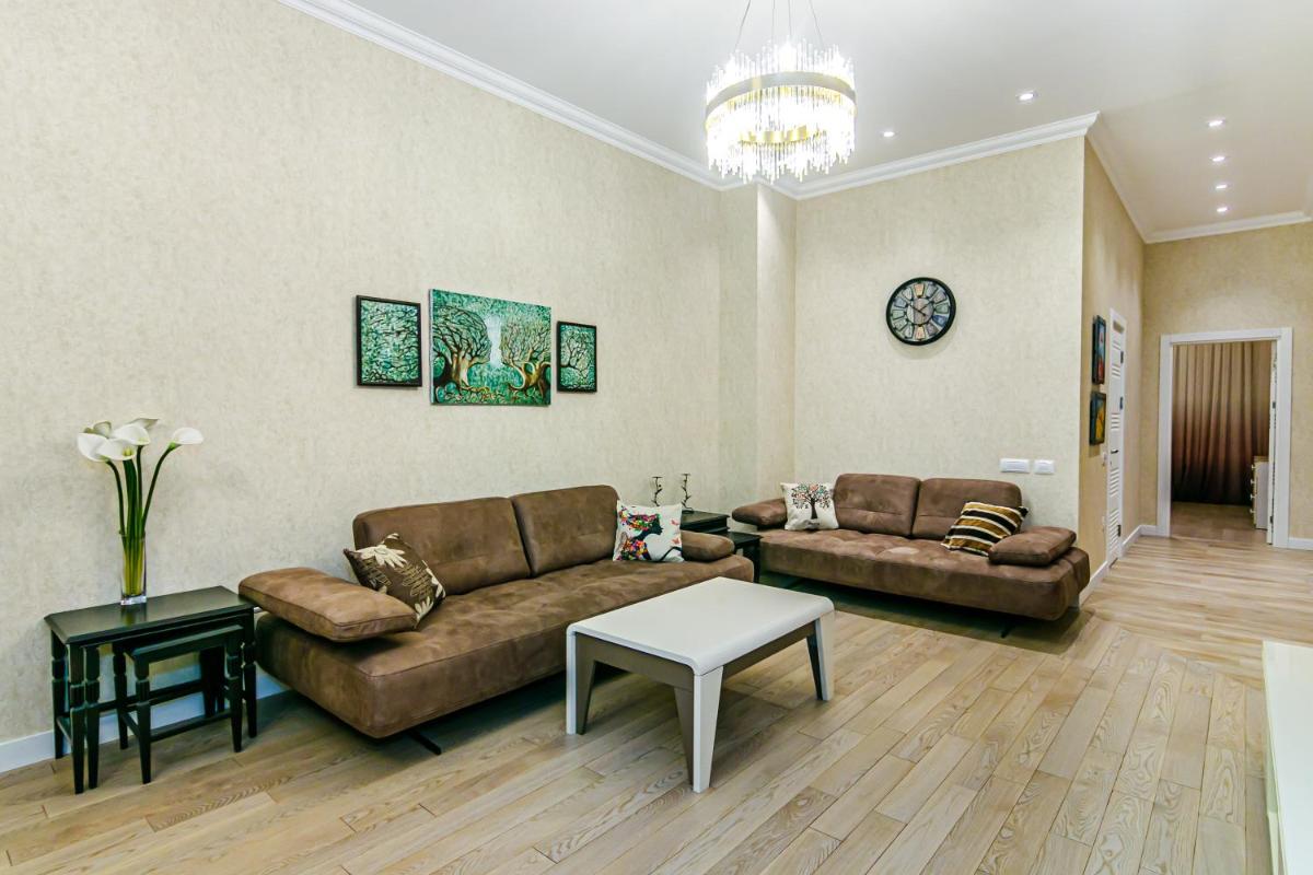 Luxury House in Nizami Street - Housity