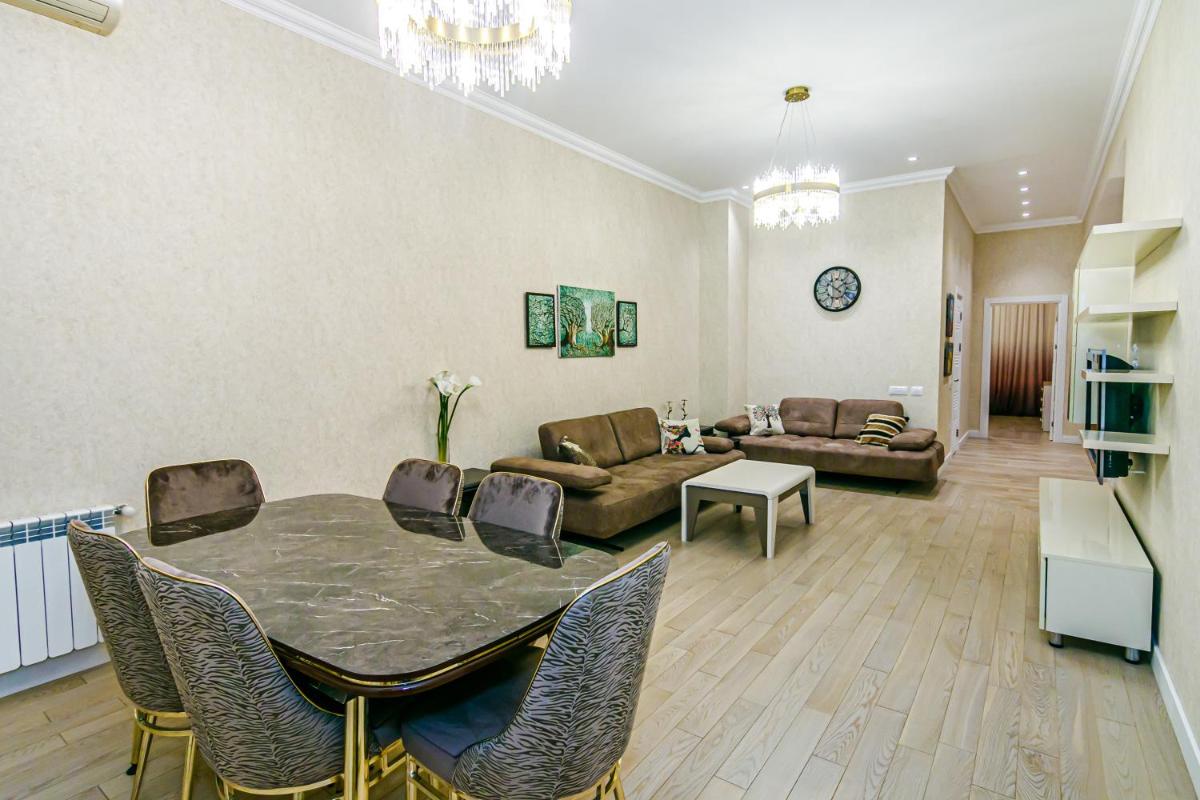 Luxury House in Nizami Street - Housity