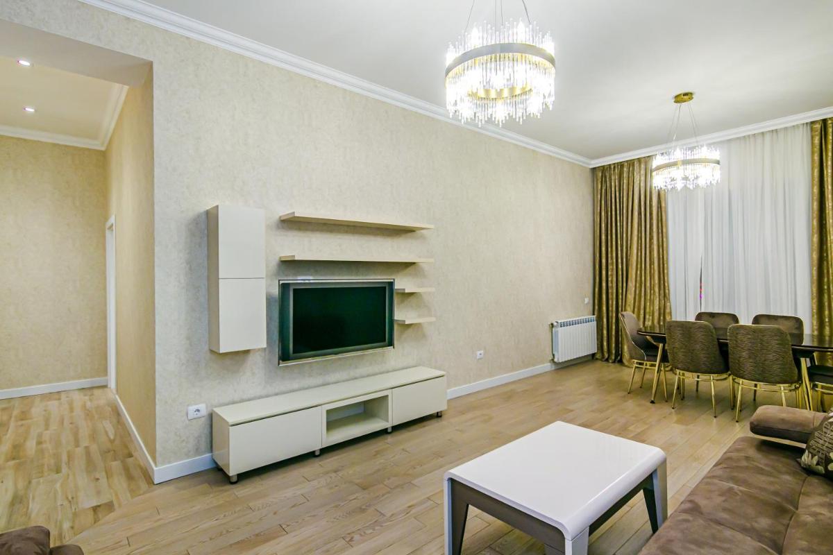 Luxury House in Nizami Street - Housity