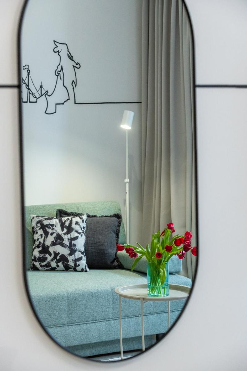Suitetrails - Hica Apartments La Linea Studio Apt with Balcony