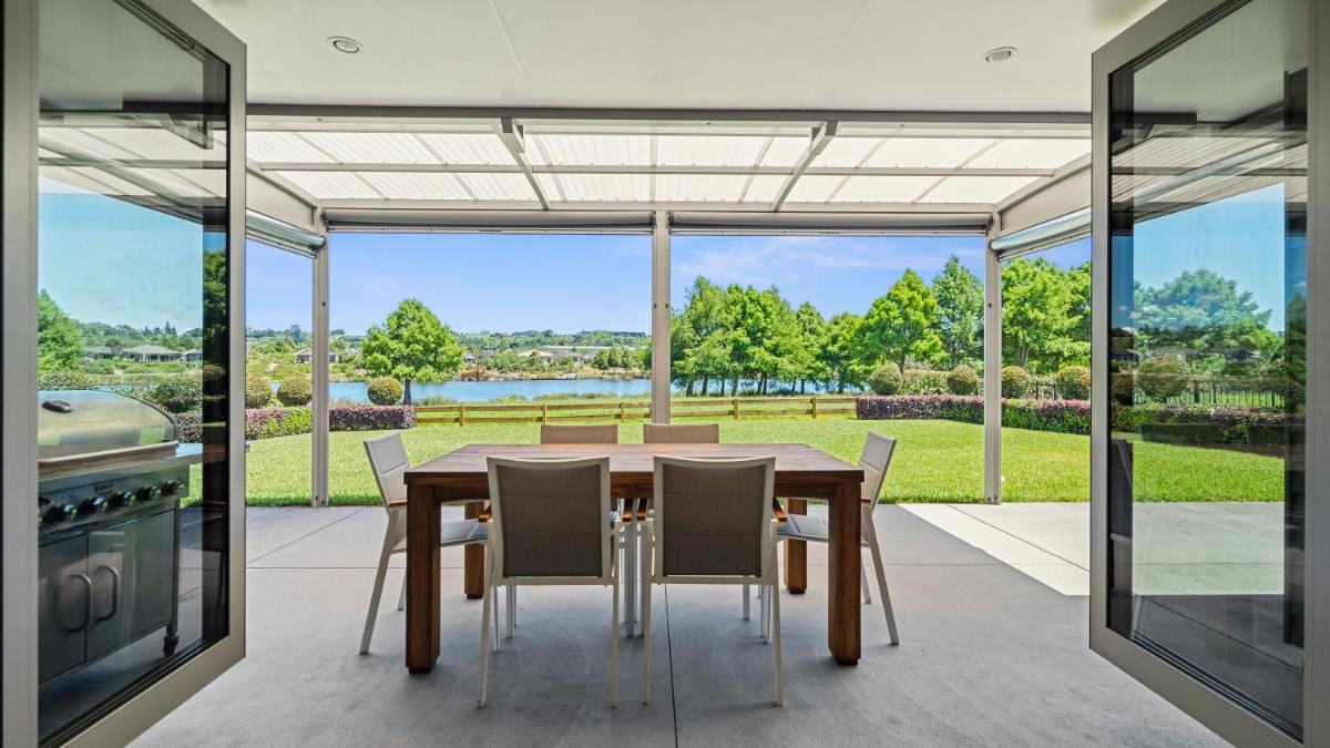 Suitetrails - The Lakehouse - Tauranga Holiday Home