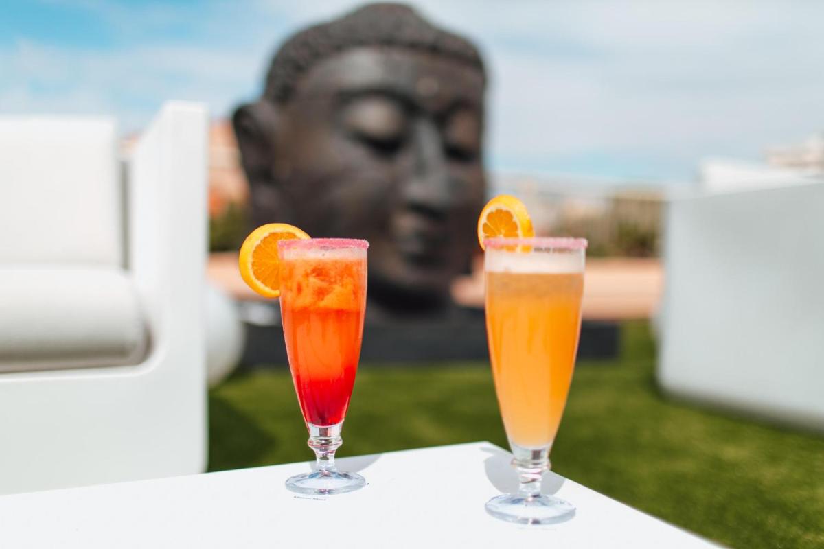 Bebidas en Poseidon La Manga Hotel & Spa - Designed for Adults