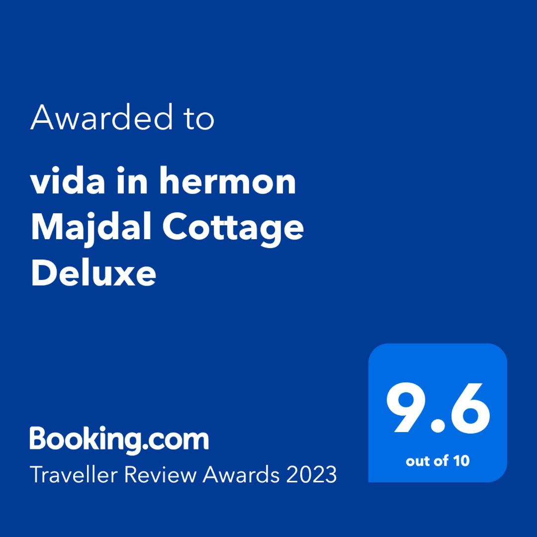 Vida Bhermon 1, one wood Cabin - Housity