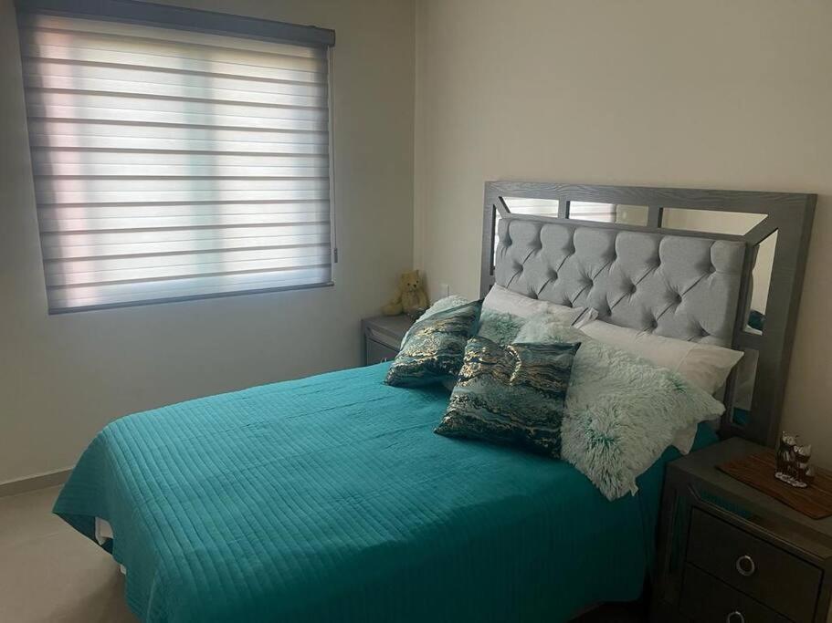 Casa nueva con alberca en coto - Housity