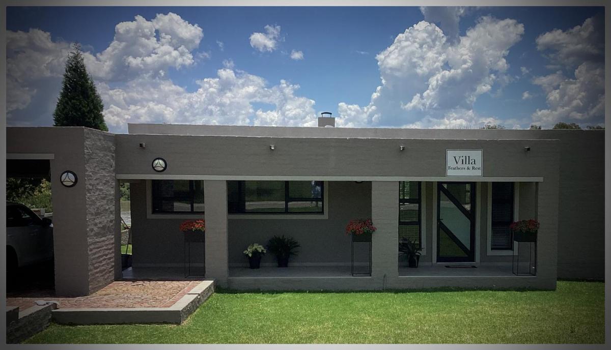 Feathers and Rest Villa on the banks of the Vaalriver - Housity