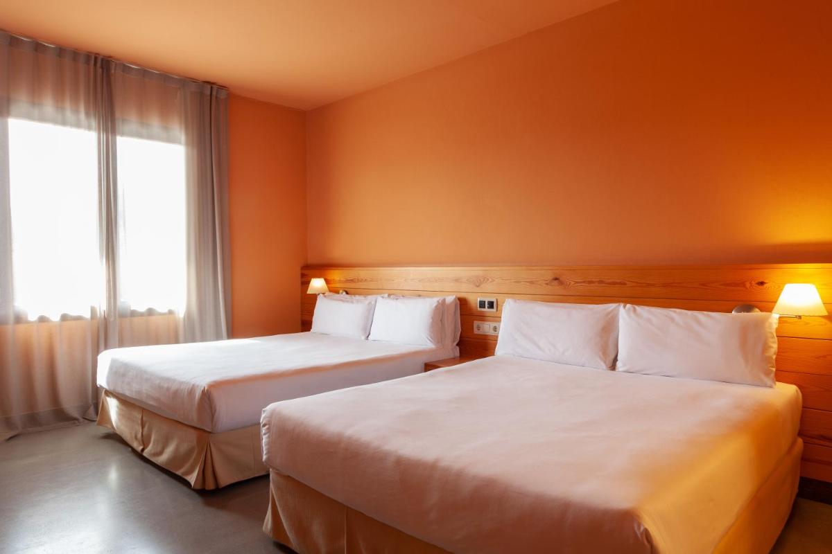 Cama o camas de una habitación en Montanyà