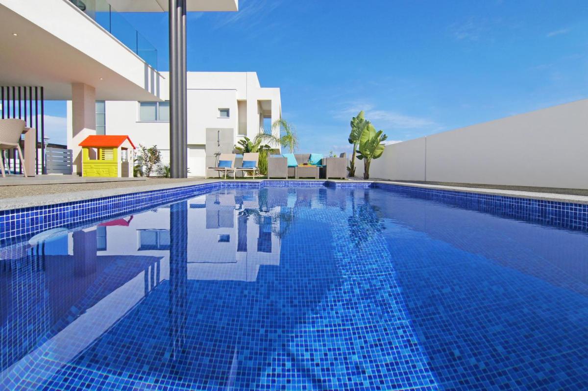 Villa Harmonia - Housity